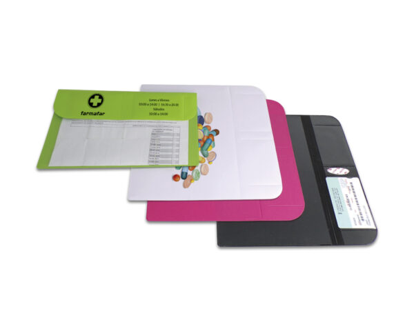 FUNDA RECETA ELECTRÓNICA CON TARJETERO Y SOLAPA CON CIERRE VELCRO